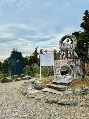 高蔵寺の{uncategorized: "未分類", other: "その他", undefined: "問題あり", building: "その他建物", grave: "お墓", sacred_gate: "鳥居", guardian: "狛犬", statue: "像", buddha: "仏像", history: "歴史", nature: "自然", garden: "庭園", animal: "動物", pagoda: "塔", temizu: "手水舎", mountain_gate: "山門・神門", sanctuary: "本殿・本堂", subordinate: "末社・摂社", art: "芸術", scenery: "景色", jizo: "地蔵", ema: "絵馬", goshuin: "御朱印", omikuji: "おみくじ", items: "授与品その他", amulet: "お守り", goshuincho: "御朱印帳", eats: "食事", festival: "お祭り", votive_dance: "神楽", shichigosan: "七五三参", wedding: "結婚式", experience: "体験その他", initially: "初詣", around: "周辺", anti_infection: "感染症対策"}