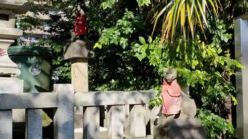 稲荷神社の狛犬