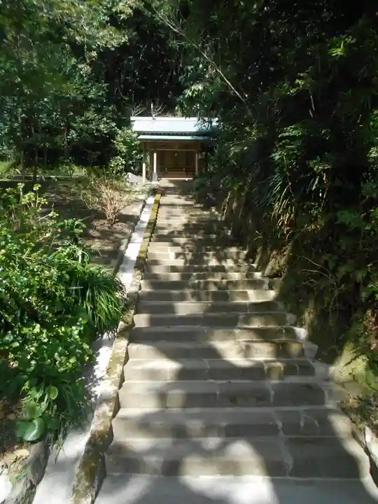 甘縄神明神社(甘縄神明宮)の末社・摂社