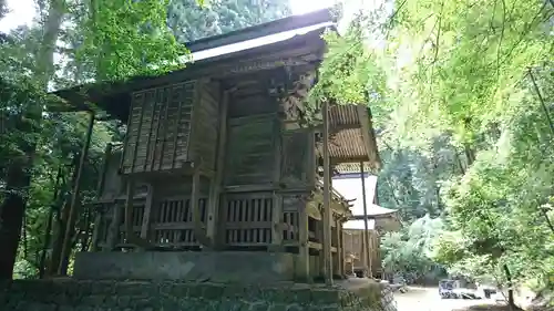 安波賀春日神社の本殿