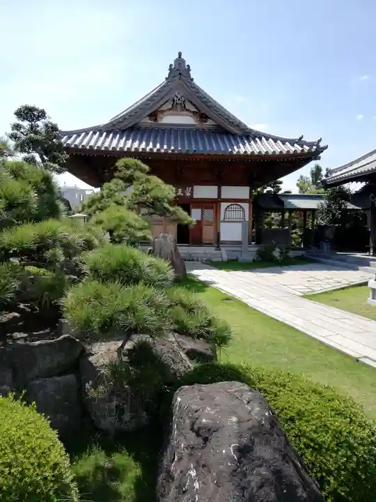 禅叢寺の本殿・本堂