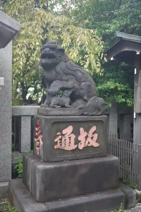 牛天神北野神社の狛犬