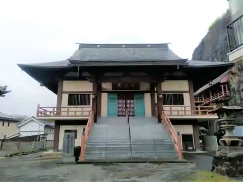 雲岸寺の本殿