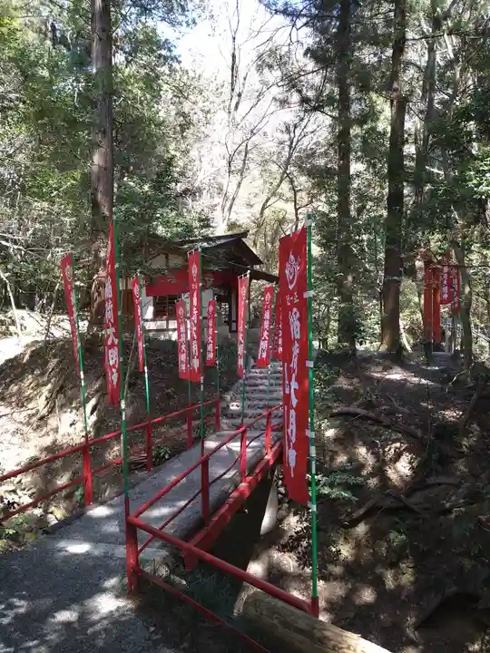 宝登山神社の末社・摂社