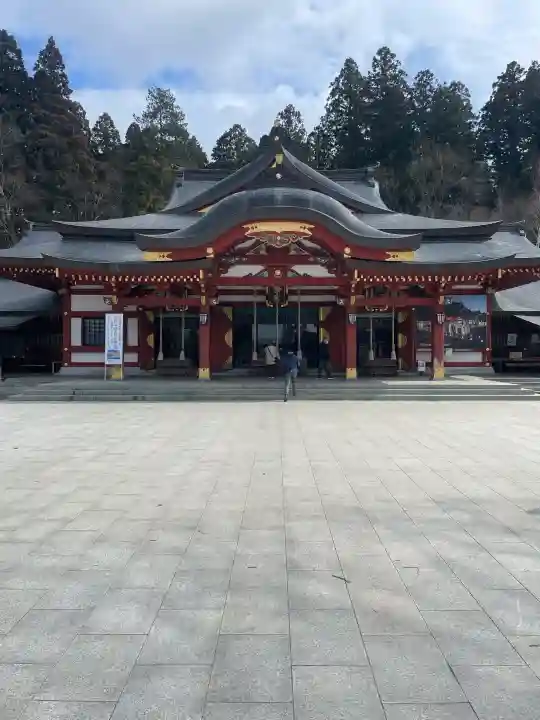 盛岡八幡宮の{uncategorized: "未分類", other: "その他", undefined: "問題あり", building: "その他建物", grave: "お墓", sacred_gate: "鳥居", guardian: "狛犬", statue: "像", buddha: "仏像", history: "歴史", nature: "自然", garden: "庭園", animal: "動物", pagoda: "塔", temizu: "手水舎", mountain_gate: "山門・神門", sanctuary: "本殿・本堂", subordinate: "末社・摂社", art: "芸術", scenery: "景色", jizo: "地蔵", ema: "絵馬", goshuin: "御朱印", omikuji: "おみくじ", items: "授与品その他", amulet: "お守り", goshuincho: "御朱印帳", eats: "食事", festival: "お祭り", votive_dance: "神楽", shichigosan: "七五三参", wedding: "結婚式", experience: "体験その他", initially: "初詣", around: "周辺", anti_infection: "感染症対策"}