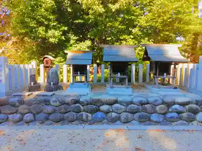 虫鹿神社（前原）の末社・摂社