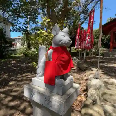 経六稲荷社の{uncategorized: "未分類", other: "その他", undefined: "問題あり", building: "その他建物", grave: "お墓", sacred_gate: "鳥居", guardian: "狛犬", statue: "像", buddha: "仏像", history: "歴史", nature: "自然", garden: "庭園", animal: "動物", pagoda: "塔", temizu: "手水舎", mountain_gate: "山門・神門", sanctuary: "本殿・本堂", subordinate: "末社・摂社", art: "芸術", scenery: "景色", jizo: "地蔵", ema: "絵馬", goshuin: "御朱印", omikuji: "おみくじ", items: "授与品その他", amulet: "お守り", goshuincho: "御朱印帳", eats: "食事", festival: "お祭り", votive_dance: "神楽", shichigosan: "七五三参", wedding: "結婚式", experience: "体験その他", initially: "初詣", around: "周辺", anti_infection: "感染症対策"}
