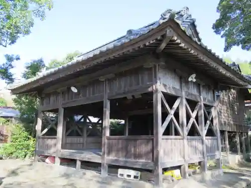 百体神社の建物その他