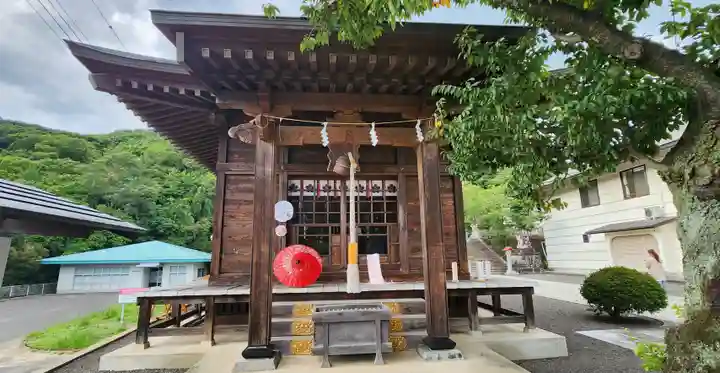 信夫山天満宮の本殿・本堂