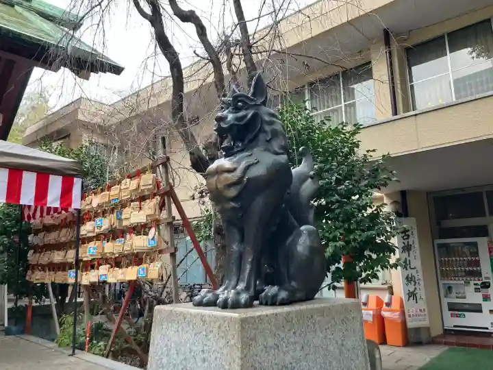 稲毛神社の{uncategorized: "未分類", other: "その他", undefined: "問題あり", building: "その他建物", grave: "お墓", sacred_gate: "鳥居", guardian: "狛犬", statue: "像", buddha: "仏像", history: "歴史", nature: "自然", garden: "庭園", animal: "動物", pagoda: "塔", temizu: "手水舎", mountain_gate: "山門・神門", sanctuary: "本殿・本堂", subordinate: "末社・摂社", art: "芸術", scenery: "景色", jizo: "地蔵", ema: "絵馬", goshuin: "御朱印", omikuji: "おみくじ", items: "授与品その他", amulet: "お守り", goshuincho: "御朱印帳", eats: "食事", festival: "お祭り", votive_dance: "神楽", shichigosan: "七五三参", wedding: "結婚式", experience: "体験その他", initially: "初詣", around: "周辺", anti_infection: "感染症対策"}