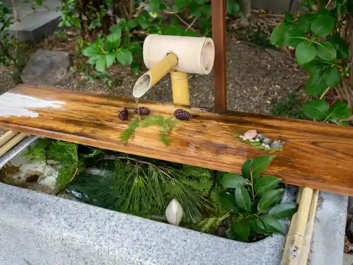 猿田彦神社の{uncategorized: "未分類", other: "その他", undefined: "問題あり", building: "その他建物", grave: "お墓", sacred_gate: "鳥居", guardian: "狛犬", statue: "像", buddha: "仏像", history: "歴史", nature: "自然", garden: "庭園", animal: "動物", pagoda: "塔", temizu: "手水舎", mountain_gate: "山門・神門", sanctuary: "本殿・本堂", subordinate: "末社・摂社", art: "芸術", scenery: "景色", jizo: "地蔵", ema: "絵馬", goshuin: "御朱印", omikuji: "おみくじ", items: "授与品その他", amulet: "お守り", goshuincho: "御朱印帳", eats: "食事", festival: "お祭り", votive_dance: "神楽", shichigosan: "七五三参", wedding: "結婚式", experience: "体験その他", initially: "初詣", around: "周辺", anti_infection: "感染症対策"}