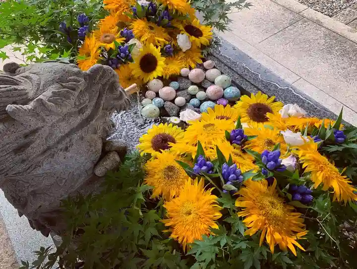 滑川神社 - 仕事と子どもの守り神の手水舎