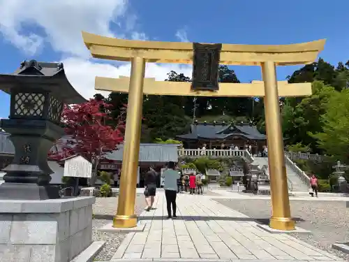 秋葉山本宮 秋葉神社 上社の{uncategorized: "未分類", other: "その他", undefined: "問題あり", building: "その他建物", grave: "お墓", sacred_gate: "鳥居", guardian: "狛犬", statue: "像", buddha: "仏像", history: "歴史", nature: "自然", garden: "庭園", animal: "動物", pagoda: "塔", temizu: "手水舎", mountain_gate: "山門・神門", sanctuary: "本殿・本堂", subordinate: "末社・摂社", art: "芸術", scenery: "景色", jizo: "地蔵", ema: "絵馬", goshuin: "御朱印", omikuji: "おみくじ", items: "授与品その他", amulet: "お守り", goshuincho: "御朱印帳", eats: "食事", festival: "お祭り", votive_dance: "神楽", shichigosan: "七五三参", wedding: "結婚式", experience: "体験その他", initially: "初詣", around: "周辺", anti_infection: "感染症対策"}