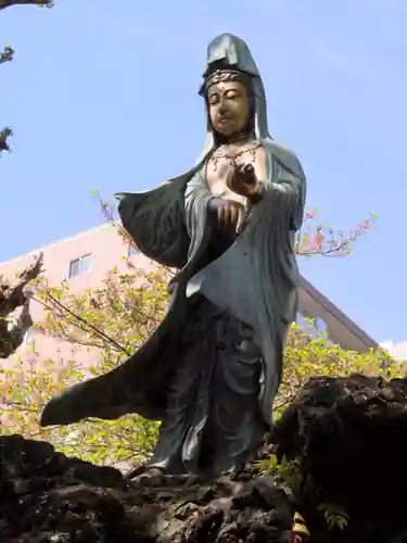 吉原弁財天本宮（吉原神社奥宮）の仏像