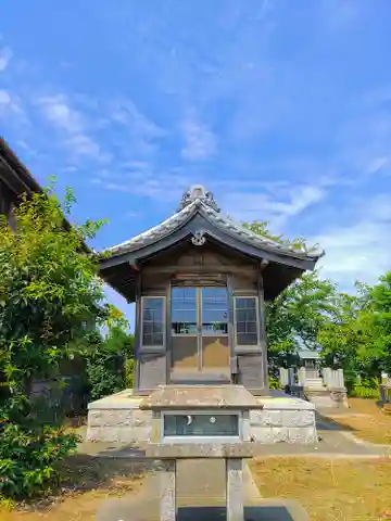神明社(板葺)の本殿・本堂