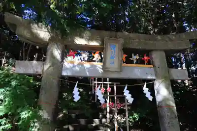 滑川神社 - 仕事と子どもの守り神の鳥居
