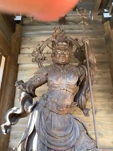 丹生大師 神宮寺の像