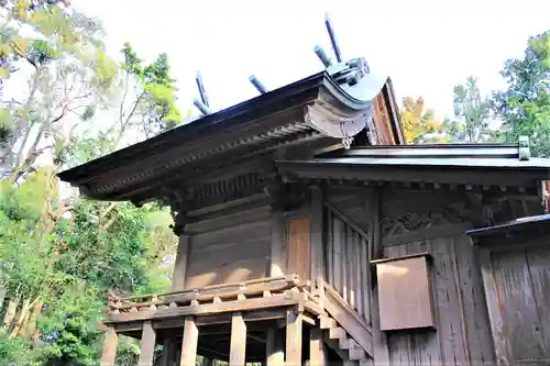 三所神社の本殿