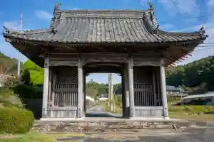 神谷山禅瀧寺の山門・神門(2020年01月26日(日) 17時56分58秒投稿)