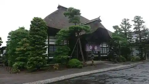 前山寺の本殿・本堂