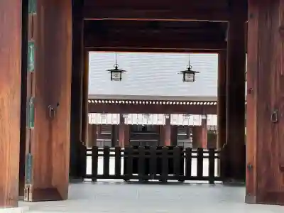 橿原神宮の{uncategorized: "未分類", other: "その他", undefined: "問題あり", building: "その他建物", grave: "お墓", sacred_gate: "鳥居", guardian: "狛犬", statue: "像", buddha: "仏像", history: "歴史", nature: "自然", garden: "庭園", animal: "動物", pagoda: "塔", temizu: "手水舎", mountain_gate: "山門・神門", sanctuary: "本殿・本堂", subordinate: "末社・摂社", art: "芸術", scenery: "景色", jizo: "地蔵", ema: "絵馬", goshuin: "御朱印", omikuji: "おみくじ", items: "授与品その他", amulet: "お守り", goshuincho: "御朱印帳", eats: "食事", festival: "お祭り", votive_dance: "神楽", shichigosan: "七五三参", wedding: "結婚式", experience: "体験その他", initially: "初詣", around: "周辺", anti_infection: "感染症対策"}