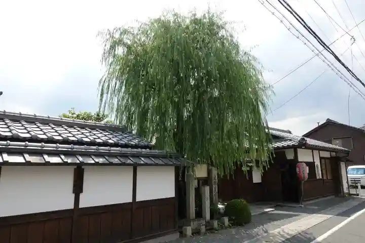 義仲寺の山門・神門
