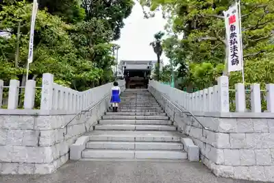 地蔵寺の山門・神門