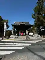 豊川閣 妙厳寺の{uncategorized: "未分類", other: "その他", undefined: "問題あり", building: "その他建物", grave: "お墓", sacred_gate: "鳥居", guardian: "狛犬", statue: "像", buddha: "仏像", history: "歴史", nature: "自然", garden: "庭園", animal: "動物", pagoda: "塔", temizu: "手水舎", mountain_gate: "山門・神門", sanctuary: "本殿・本堂", subordinate: "末社・摂社", art: "芸術", scenery: "景色", jizo: "地蔵", ema: "絵馬", goshuin: "御朱印", omikuji: "おみくじ", items: "授与品その他", amulet: "お守り", goshuincho: "御朱印帳", eats: "食事", festival: "お祭り", votive_dance: "神楽", shichigosan: "七五三参", wedding: "結婚式", experience: "体験その他", initially: "初詣", around: "周辺", anti_infection: "感染症対策"}