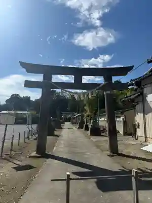 前玉神社の{uncategorized: "未分類", other: "その他", undefined: "問題あり", building: "その他建物", grave: "お墓", sacred_gate: "鳥居", guardian: "狛犬", statue: "像", buddha: "仏像", history: "歴史", nature: "自然", garden: "庭園", animal: "動物", pagoda: "塔", temizu: "手水舎", mountain_gate: "山門・神門", sanctuary: "本殿・本堂", subordinate: "末社・摂社", art: "芸術", scenery: "景色", jizo: "地蔵", ema: "絵馬", goshuin: "御朱印", omikuji: "おみくじ", items: "授与品その他", amulet: "お守り", goshuincho: "御朱印帳", eats: "食事", festival: "お祭り", votive_dance: "神楽", shichigosan: "七五三参", wedding: "結婚式", experience: "体験その他", initially: "初詣", around: "周辺", anti_infection: "感染症対策"}