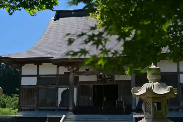 妙高寺の本殿・本堂