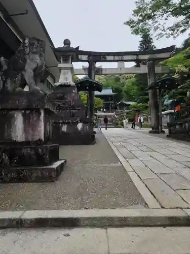 伊奈波神社の{uncategorized: "未分類", other: "その他", undefined: "問題あり", building: "その他建物", grave: "お墓", sacred_gate: "鳥居", guardian: "狛犬", statue: "像", buddha: "仏像", history: "歴史", nature: "自然", garden: "庭園", animal: "動物", pagoda: "塔", temizu: "手水舎", mountain_gate: "山門・神門", sanctuary: "本殿・本堂", subordinate: "末社・摂社", art: "芸術", scenery: "景色", jizo: "地蔵", ema: "絵馬", goshuin: "御朱印", omikuji: "おみくじ", items: "授与品その他", amulet: "お守り", goshuincho: "御朱印帳", eats: "食事", festival: "お祭り", votive_dance: "神楽", shichigosan: "七五三参", wedding: "結婚式", experience: "体験その他", initially: "初詣", around: "周辺", anti_infection: "感染症対策"}