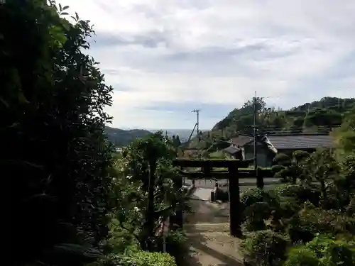 天山社の鳥居