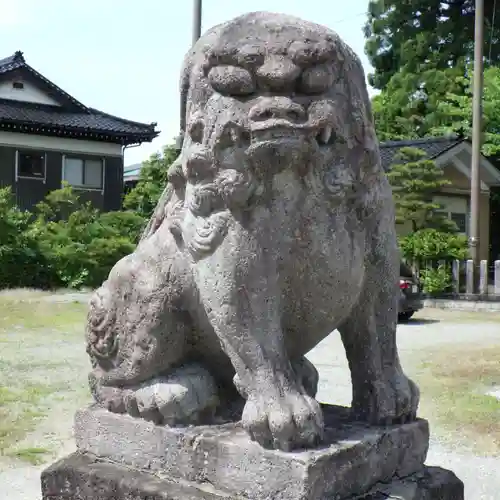 八幡宮の狛犬