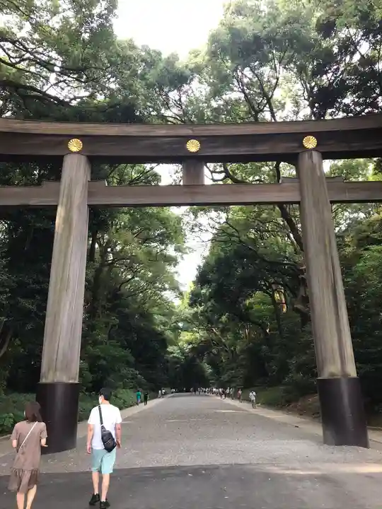 明治神宮の鳥居