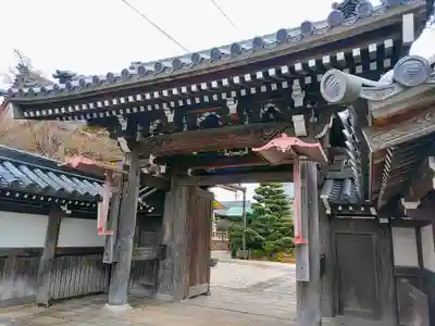 広讃寺の山門・神門