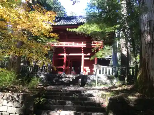 瀧尾神社（日光二荒山神社別宮）の山門・神門