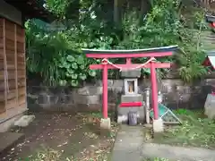 諏訪神社の末社