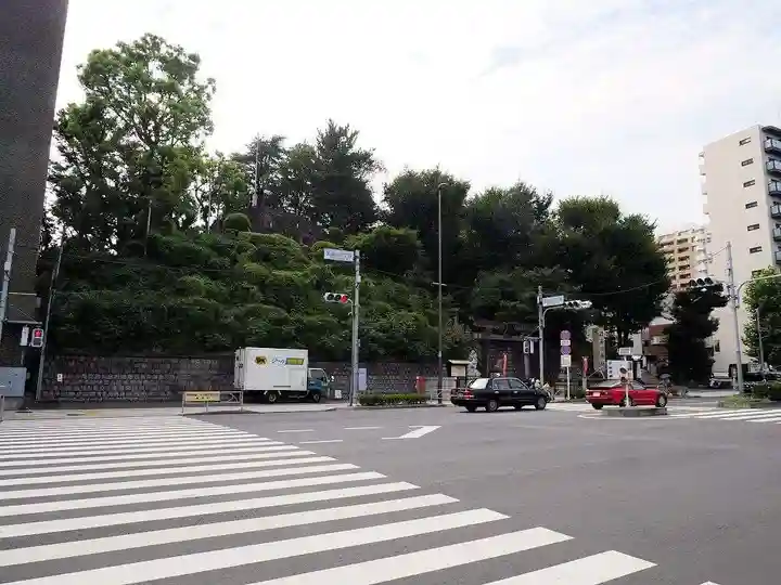 品川神社の周辺