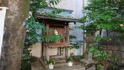 洲嵜神社の末社・摂社