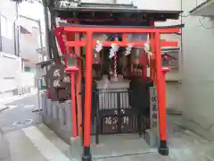 睦稲荷神社の本殿