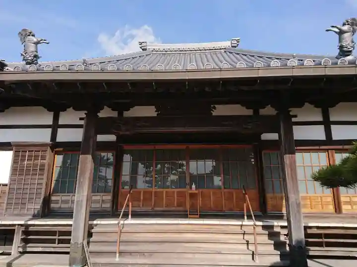 龍泉寺の本殿・本堂