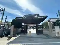 成田山川越別院の山門・神門