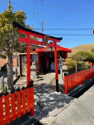 岩本稲荷大神の鳥居