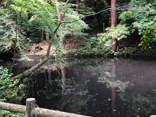 石上神宮の庭園