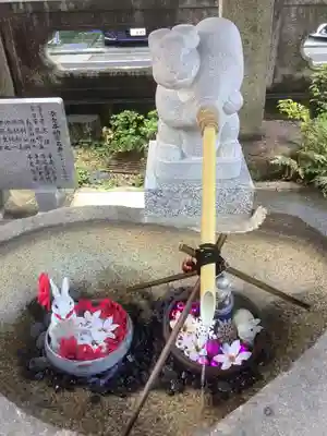 三輪神社の手水舎