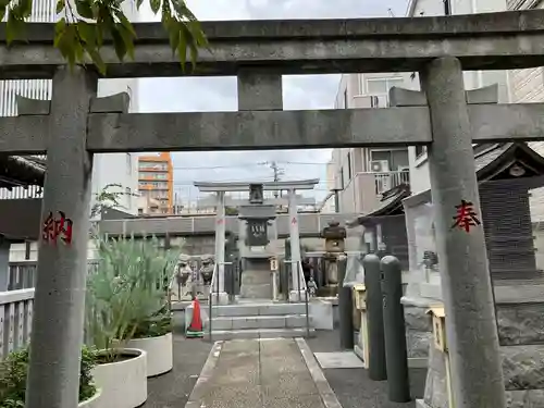 白山神社の鳥居