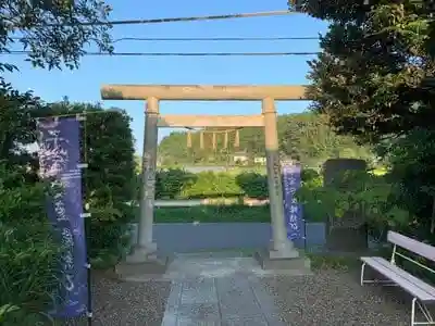 櫻井子安神社の鳥居
