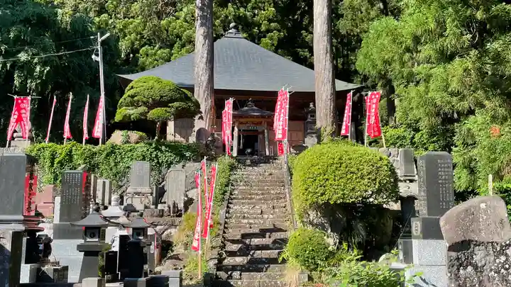 石行寺の周辺