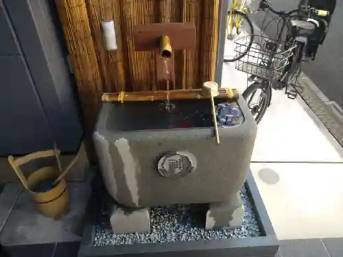 剣神社の手水舎