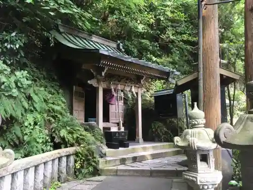 銭洗弁財天宇賀福神社の本殿・本堂